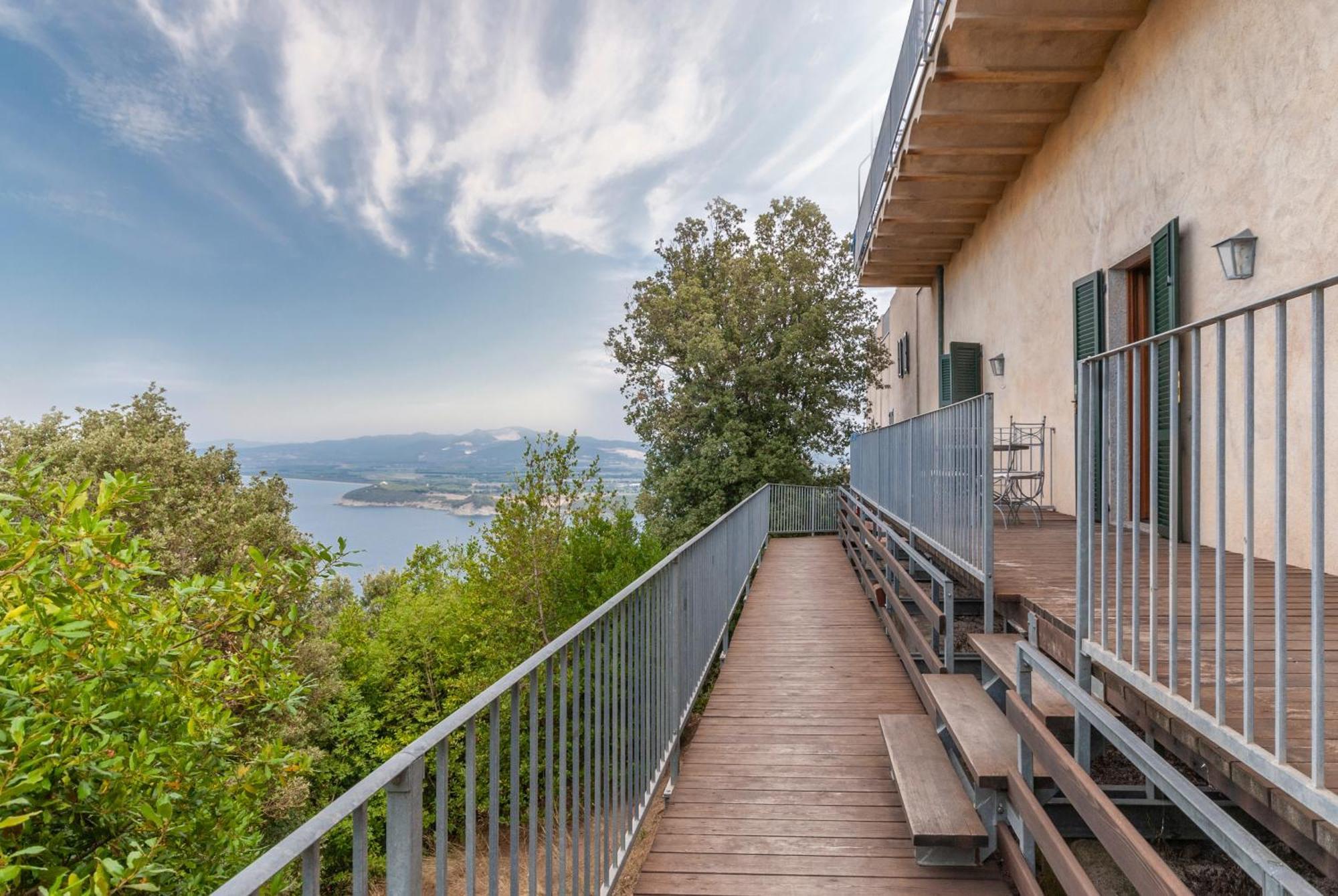 Castello Di Populonia Villa A Mare 외부 사진