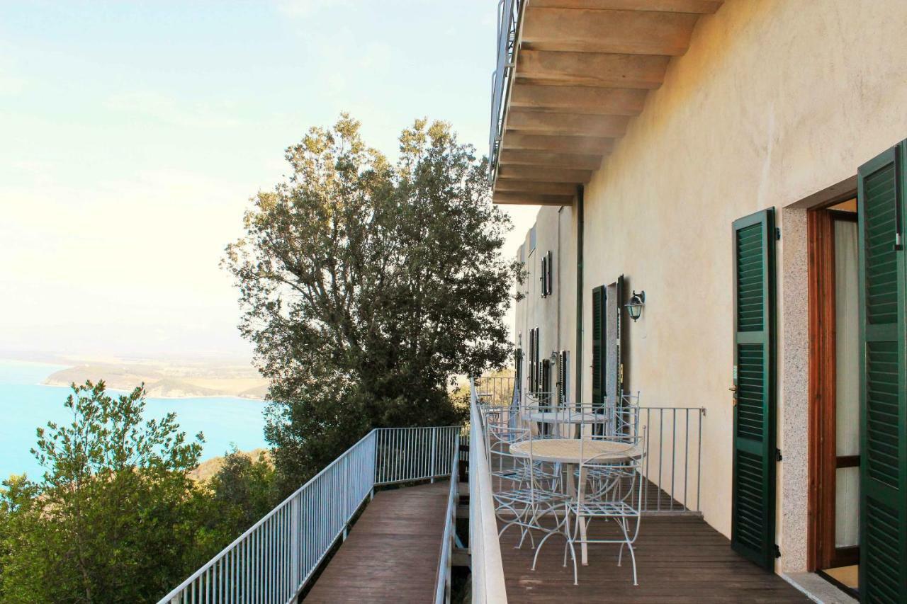 Castello Di Populonia Villa A Mare 외부 사진