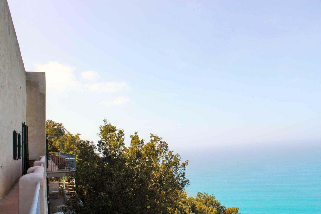 Castello Di Populonia Villa A Mare 외부 사진